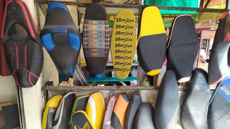 Hindarkan Jok Motor dari Tiga Hal Ini!