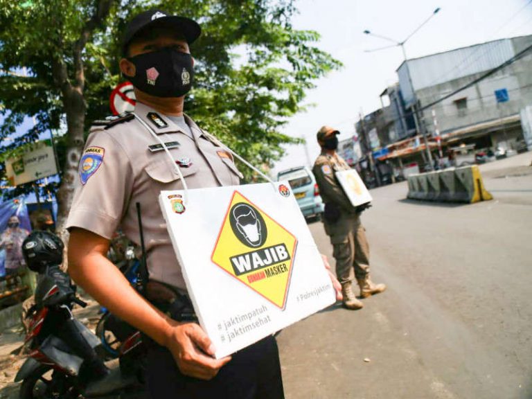 Alasan Kasatpol DKI Jakarta Berikan Sanksi Kepada Pengemudi yang Tak Pakai Masker