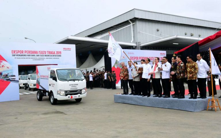 Jokowi Tantang Industri Otomotif di Indonesia Ekspor 1 juta Unit pada 2024