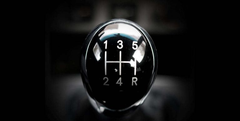 Mau Bikin BBM Mobil Manual Irit? Ikuti Langkah Berikut!