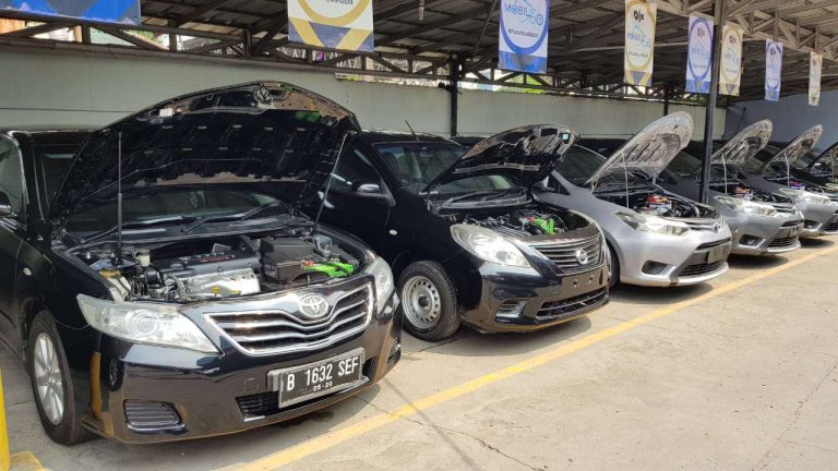 Catat, Blue Bird Tak Jual Mobil Eks Taksi Rusak