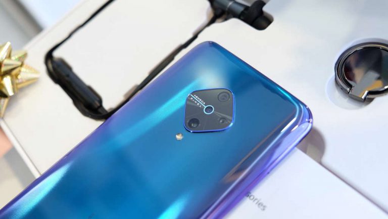 Uniknya Desain Diamond-Shaped Kamera Smartphone vivo S1 Pro