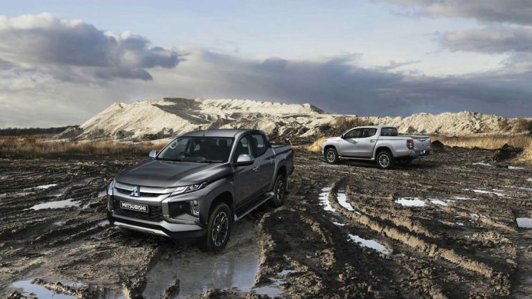 Berwajah Mirip Xpander, Ini Varian dan Harga Mitsubishi New Triton