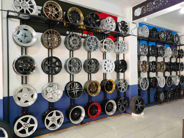 Pilihan Velg Baja atau Alloy? Ini  Kelebihan dan Kekurangannya
