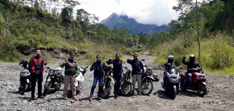 LA 32 Riders Gelar Toring Berjarak 1400 KM Beragendakan Aksi Sosial Unik