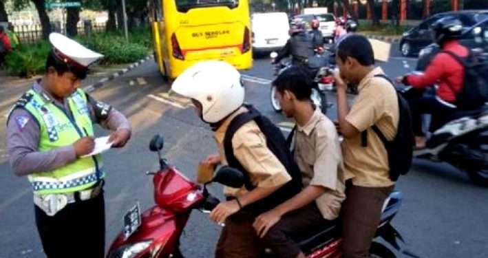 Solusi Pengamat Atasi Pelajar Sekolah Bawa Sepeda Motor