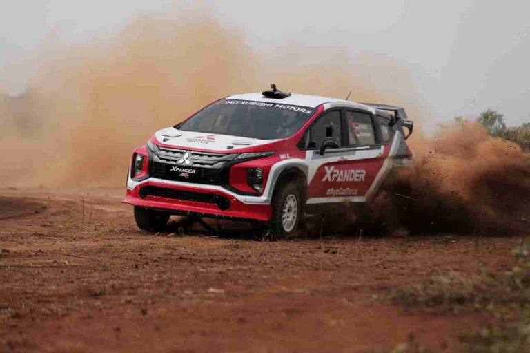 Kunci Sukses Rifat Singkar Supaya Menang Balapan Reli Pakai Mitsubishi Xpander