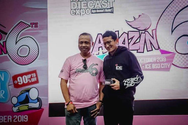 Pendamping Prabowo di Pilpres 2019 Kunjungi Pameran Diecast