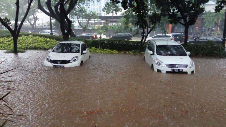 Suzuki Sediakan Layanan Towing Gratis Untuk Korban Banjir