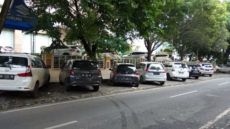 Pendapatan Menurun, Driver Taksi Online Berharap Realisasi Kebijakan Jokowi