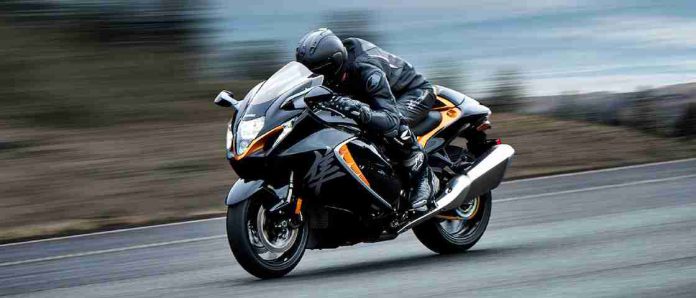 Hyperbike Suzuki Hayabusa 2021 Meluncur