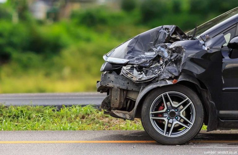 Kenali 5 Ciri Mobil Bekas Tabrakan dan Kecelakaan Berikut Ini