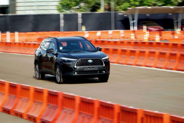 Berapa Cicilan Toyota Corolla Cross?