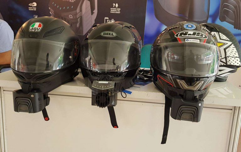 Alat Canggih Ini Bisa Bikin Kepala Jadi Adem Saat Pakai Helm