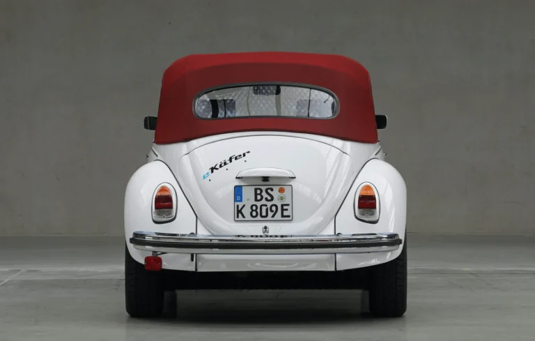 Bikin VW Kodok Jadi Mobil Listrik, Pilih Resmi atau Aftermarket?