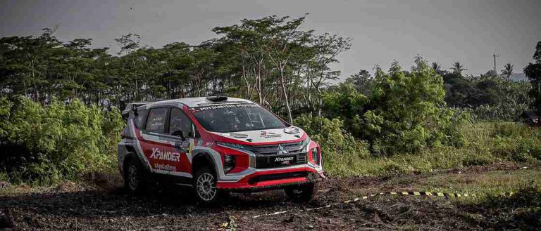 Rifat Sungkar Bawa XPANDER AP4 Juara Fortuna Nusantara Tropical Sport Rally 2021