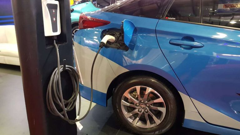Kementerian Perhubungan Wajibkan Mobil Listrik di Indonesia Pakai Suara