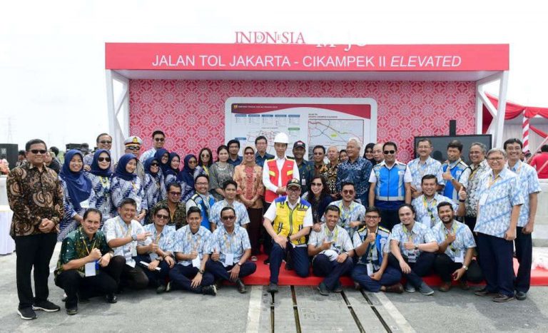 Jokowi : Tol Layang JAPEK Gratis Sampai Akhir Tahun