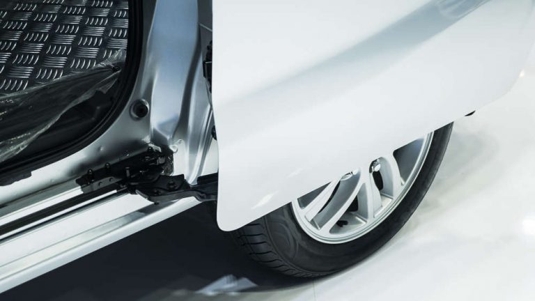 7 Cara Merawat Pintu Sliding Door Mobil
