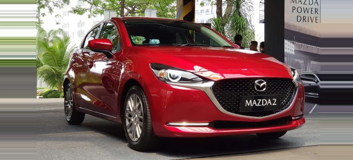 Fitur Berlimpah Modal Mazda2 di Indonesia