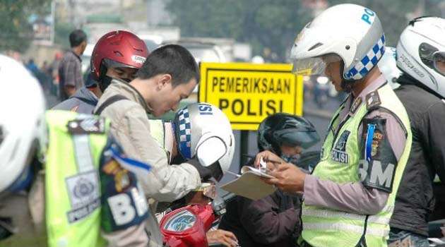 Polisi akan melakukan pemeriksaan STNK saat razia