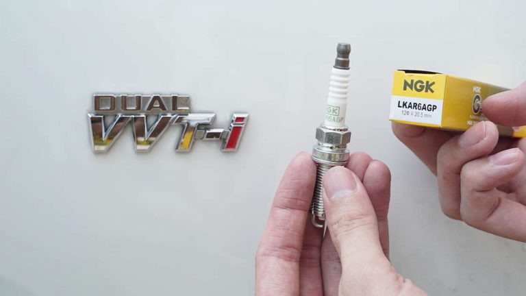 Busi NGK Khusus ‘Mobil Sejuta Umat’, Harga Lebih Murah 50 Persen