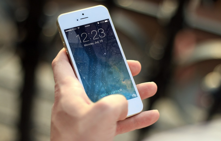 4 Langkah Mudah Bikin Gadget Awet dan Tetap Mulus