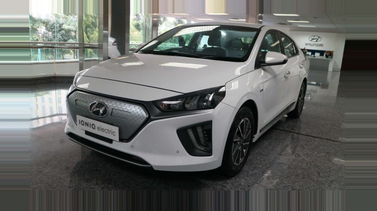 Ini Alasan Kenapa Orang Harus Beli Mobil Listrik Hyundai Ioniq dan Kona