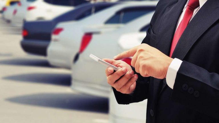 Dampak Positif dan Negatif Wacana Pajak Nol Persen Mobil Baru