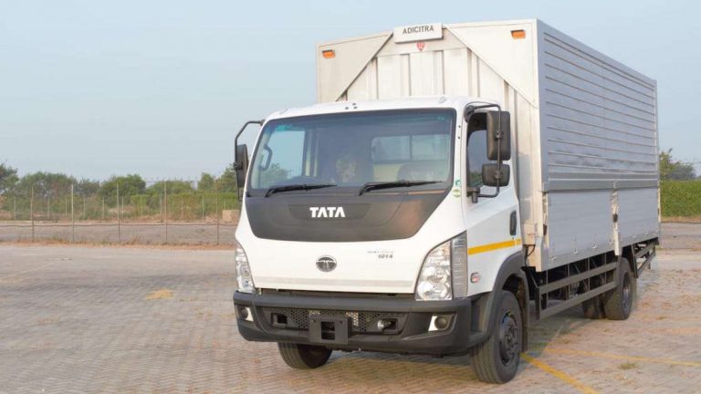 Bayar Tunai Truk Tata Motors, Langsung Dapat Hadiah Mobil Pick Up