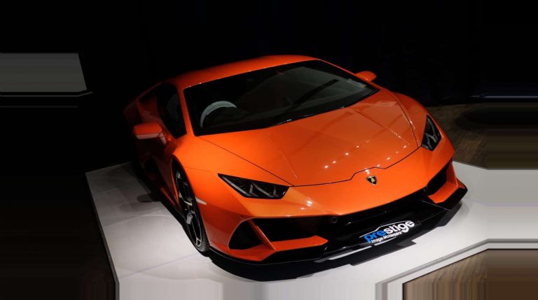 Pengen Beli Mobil Super Mewah Harus Ekstra Sabar, Kenapa?