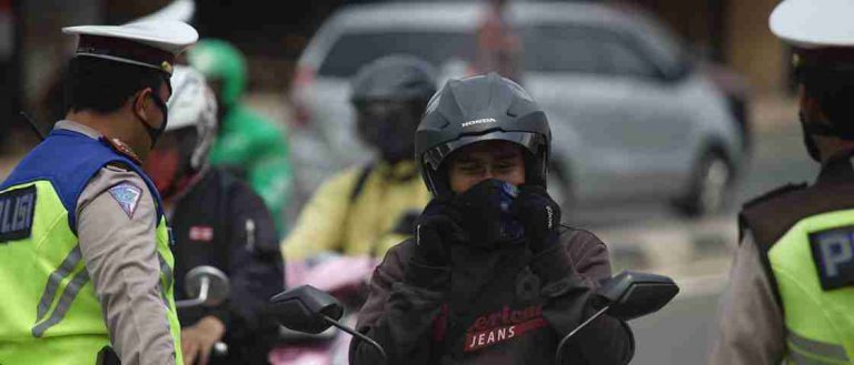 Aturan Berlaku Ketat Bagi Pengendara Mobil dan Motor di Masa PSBB Terbaru Ini