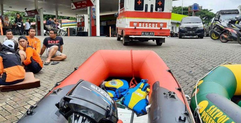 Hebatnya Komunitas Ini, Punya Respon Cepat Hadapi Bencana Banjir