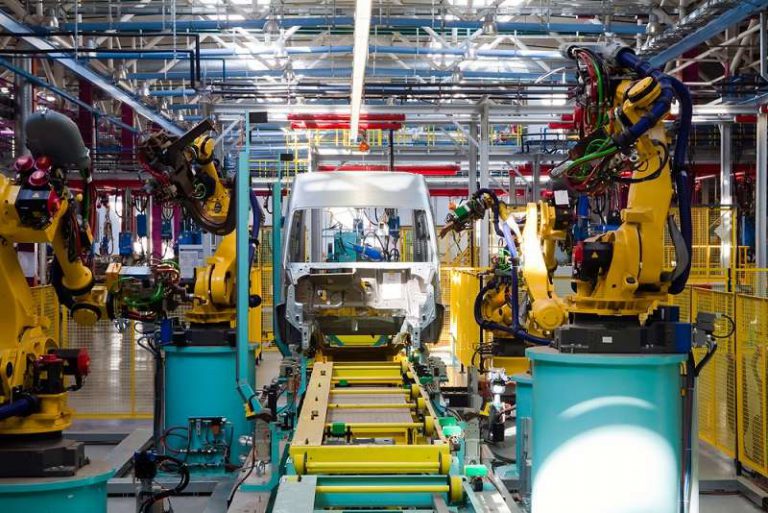 Pabrikan Otomotif Dunia Ramai-Ramia Produksi Alat Medis Termasuk Masker