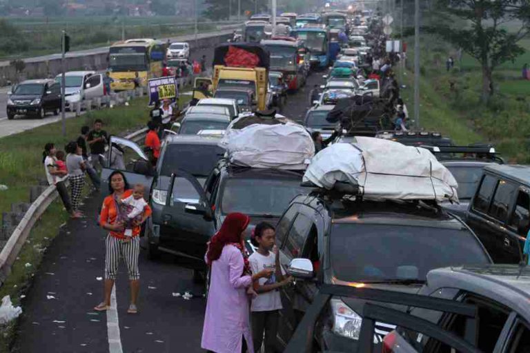 Angkutan Transportasi Dilarang Beroperasi Saat Masa Mudik Lebaran