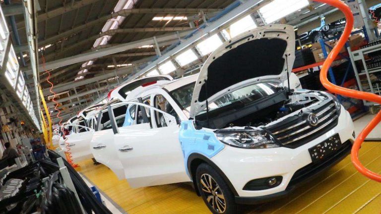 Kantor Pusat DFSK Indonesia Terapkan WFH, Pabrik Produksi Berjalan Normal