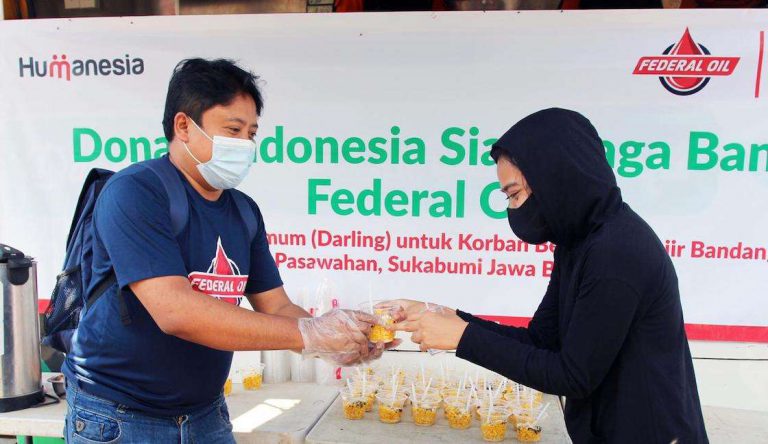 Federal Oil Gandeng Dompet Dhuafa Ringankan Beban Korban Banjir Bandang Sukabumi