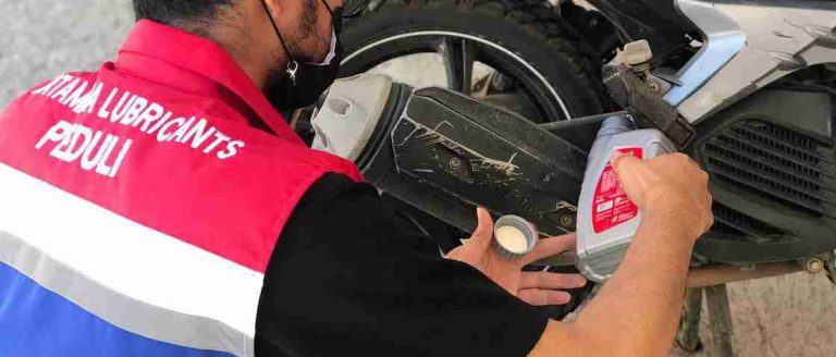 Ganti Oli Pertamina Gratis Bagi Kendaraan Warga Terdampak Gempa di Mamuju