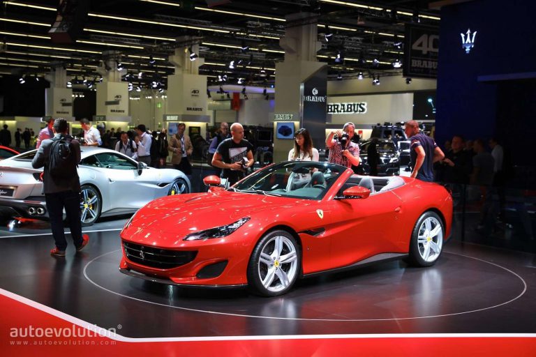 Apes, Ferrari Dirusak 3 Remaja Hanya Untuk Eksis di Media Sosial