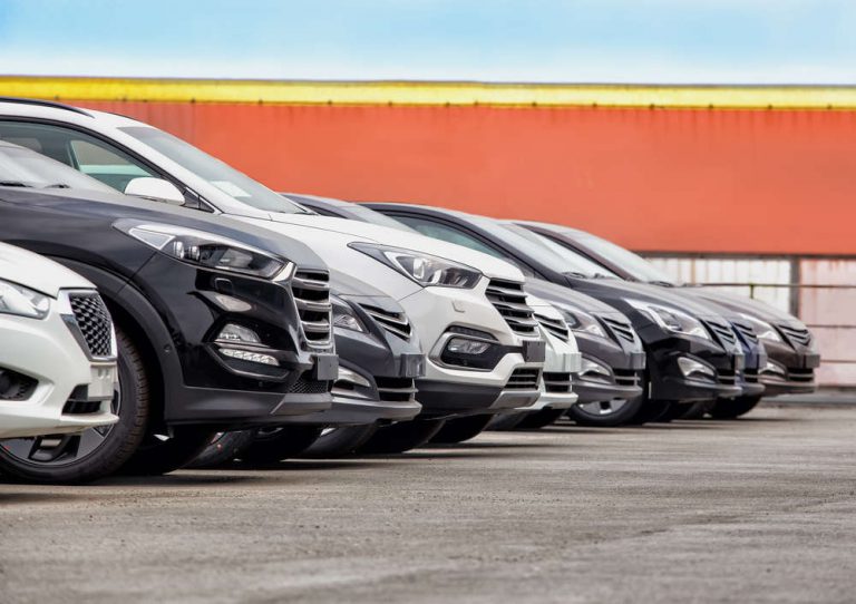 Mau Jual Mobil? Perhatikan Faktor Penyebab Harganya Anjlok