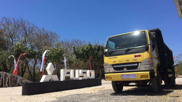 Beli Fuso Sekarang  Bisa Berhadiah Truk Espasio Sampai Xpander Cross