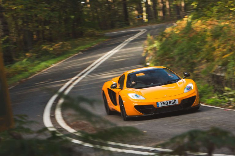 7 Fakta Menarik Sosok Mobil McLaren MP4-12C
