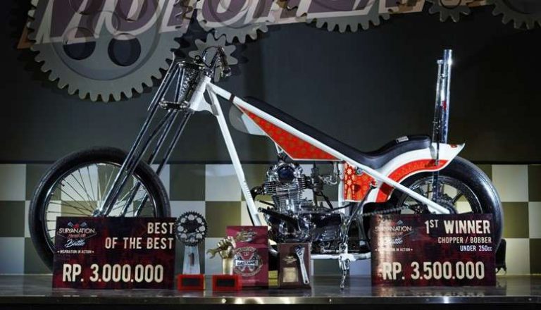 Keren, Motor Kawasaki Jadul Disulap Jadi Chopper Dua Muka