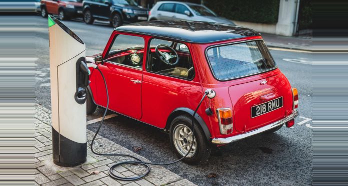 Ubah MINI Klasik Jadi Mobil listrik
