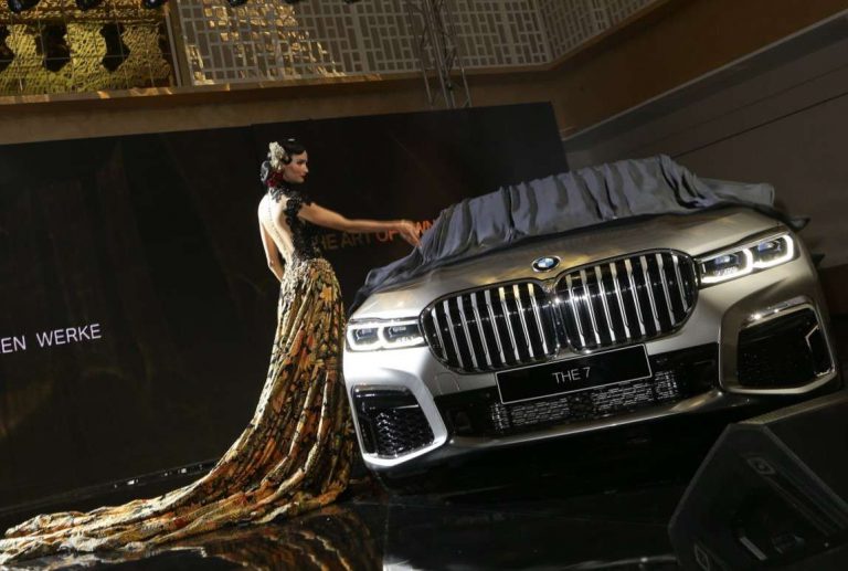 Presiden Jokowi Pilih Mercy Untuk Mobil Dinas, Ini Komentar BMW