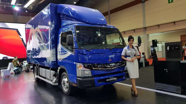 Begini Wujud Truk Listrik eCanter yang Nongol di GIICOMVEC 2020