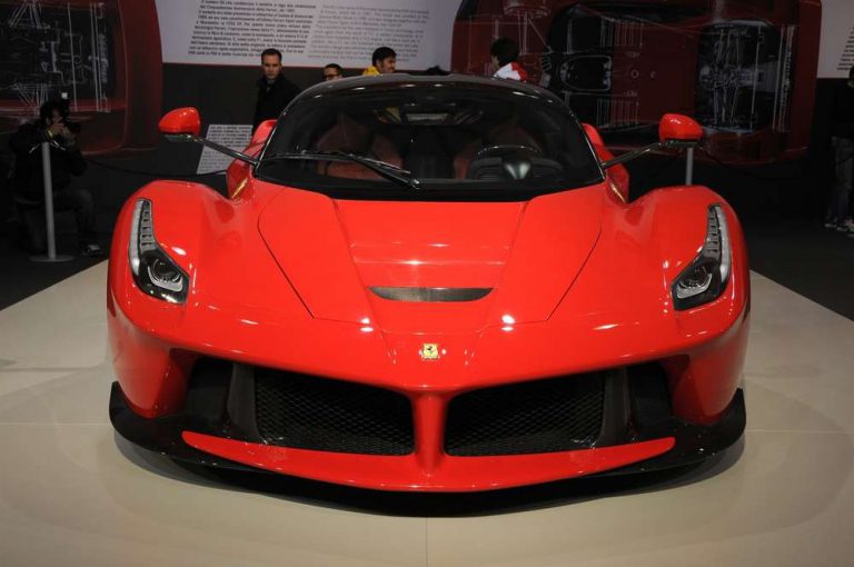 Walau Sudah Kaya Tak Semua Orang Bisa Beli Mobil Ferrari, Ini Alasannya