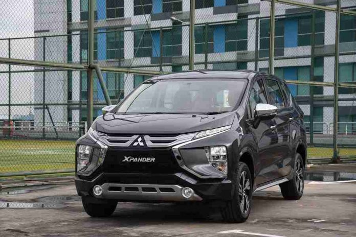 Mitsubishi Xpander Rockford Fosgate Black Edition