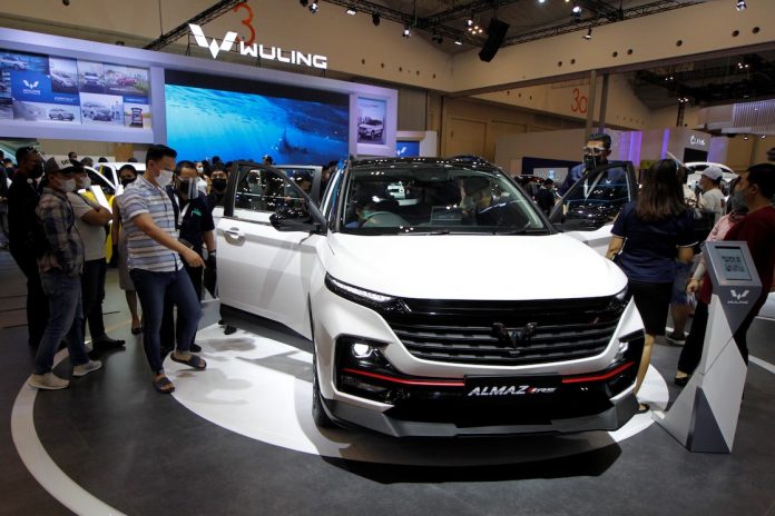 Wuling Almaz di GIIAS 2021