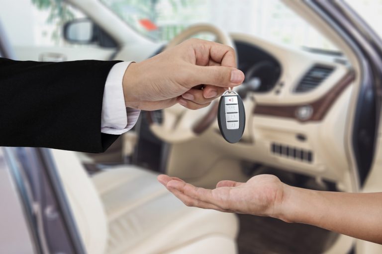8 Alasan Orang Beli Mobil Bekas dan Bukan yang Baru